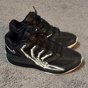 Nike KD Slim Reaper Basketball Shoes